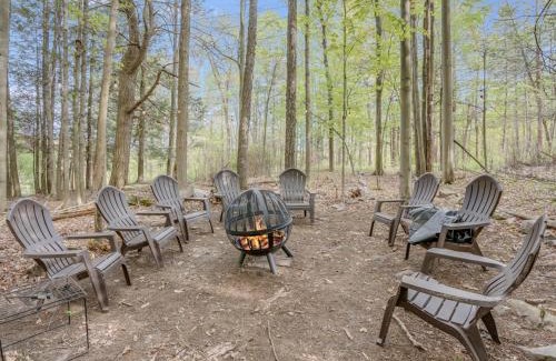 Hamlin Casa | Elmwood Elmwood Escape A Cozy Retreat at The Hideout