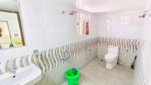 Bengaluru Apartamento | ELO House - Spacious 2BHK Apartment with Kitchen, Malleswaram