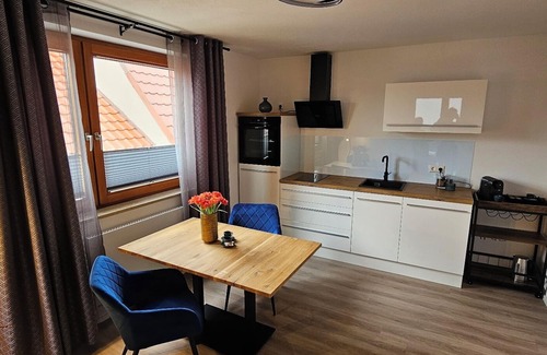 Heidenheim an der Brenz Apartamento | Elodia Luxury Apartment - Wi-Fi, Smart TV, Terrace, Kitchen, Towels