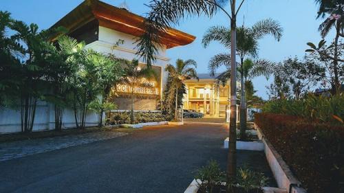 Eloor Hotel | Eloor Tourist Home