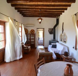 Goudi Casa | Elpida's Stone Houses