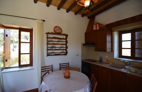 Goudi Apartamento | Elpida's Stone Houses