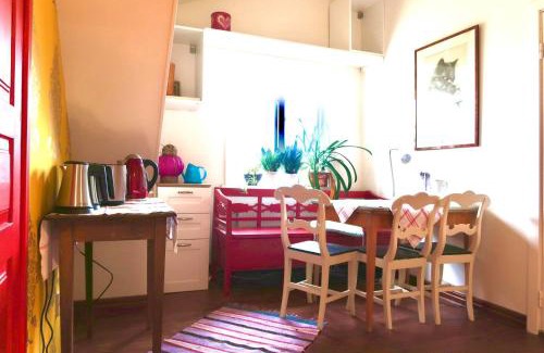 Morbylanga Casa | Elsasgården - Rum för lugn