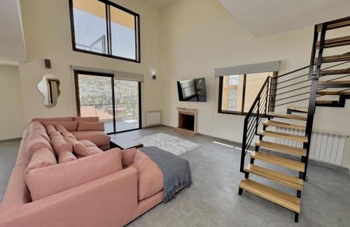 Kfardebian Apartamento | Elva Faqra Duplex 3BR w Balcony