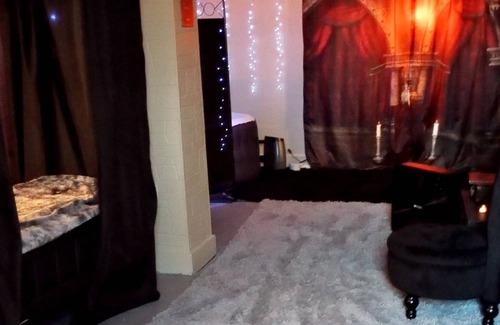 Meridian Apartamento | Elvira's Secret Lair
