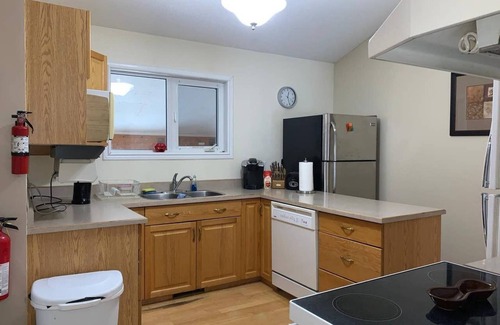 Fort McMurray Casa | ELWOOD: 1 habitación, espacio T4