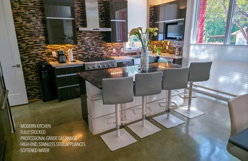 Wetmore Casa | Elysian Haven - Modern Urban Oasis in a Peaceful Neighborhood