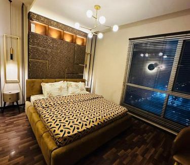 Islamabad Apartamento | Elysium Capital Oasis! Opposite to Centaurus Mall