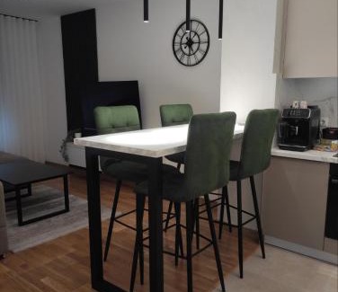 Tuzla Apartamento | EM apartman Tuzla