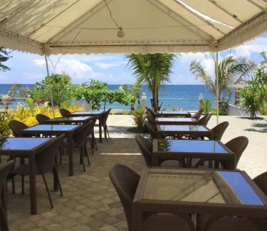 Bacnotan Hotel | EM Royalle Hotel & Beach Resort