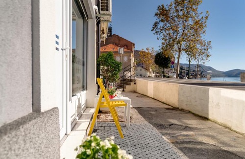 Bakar Apartamento | Ema