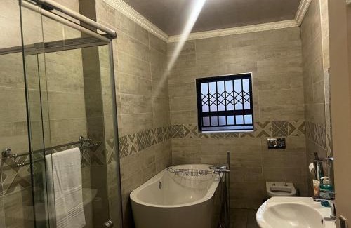 Westonaria Casa | Emabheleni Guest House