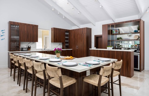 Juba Sound Casa | Emara West: Luxury Retreat with your own Private Beach