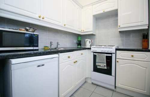 North West Apartamento | Embassy Apartments