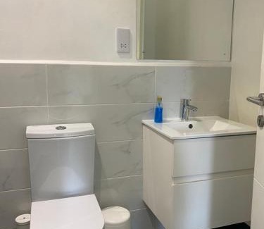 Cantonments Apartamento | Embassy gardens luxury one bedrooms cantonments