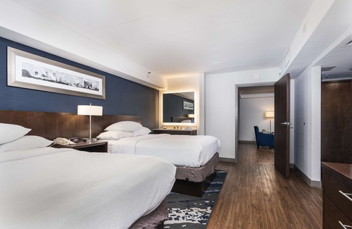 Mile Square Hotel | Embassy Suites by Hilton Indianapolis Downtown