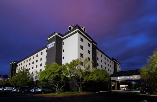 Las Vegas Hotel | Embassy Suites by Hilton Las Vegas