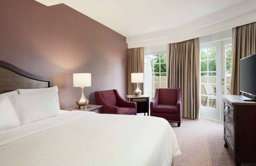 Temecula Hotel | Embassy Suites by Hilton Temecula Valley Wine Country