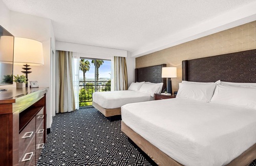 El Segundo Hotel | Embassy Suites by Hilton Los Angeles LAX South/El Segundo
