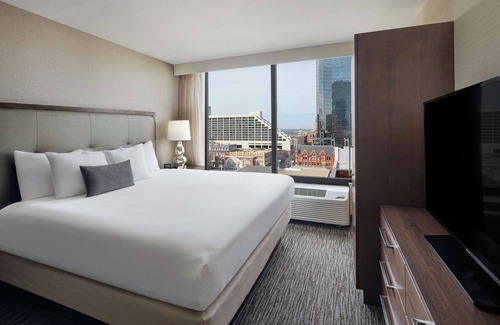Downtown Fort Worth Hotel | Embassy Suites by Hilton Fort Worth Downtown