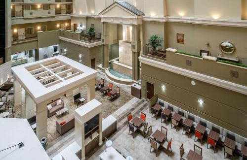 Music Row Hotel | Embassy Suites Nashville - at Vanderbilt