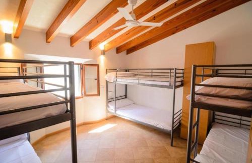 Montuiri Hostal | Embat - Hostel