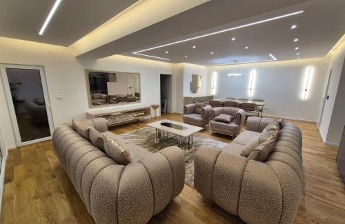 Struga Apartamento | Embla residence