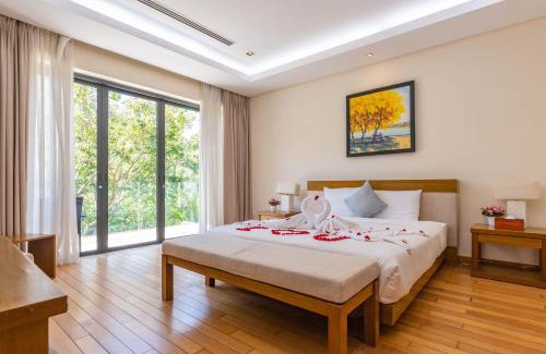 Ngu Hanh Son Villa | Emblem Sea 2 bedroom villas