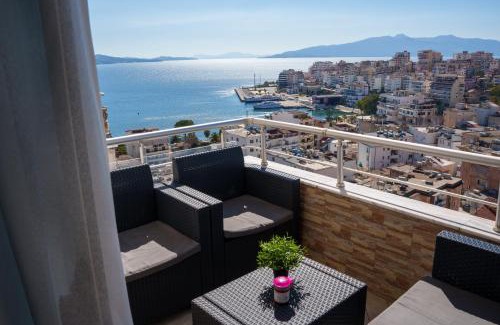 Qender Apartamento | emBrace Apartments