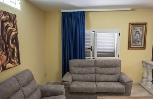 Lizzanello Condominio | Emerald Apartment-De Lujo-Baño privado con hidromasaje-Patio-Condominio