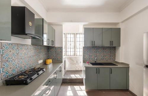 D Costa Layout Apartamento | Emerald Apartment 101 by StayJade 3bhk Nr MG road