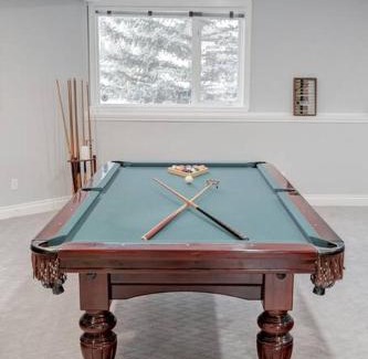 Springbank Casa | Emerald Bay Luxury Retreat with Hot Tub