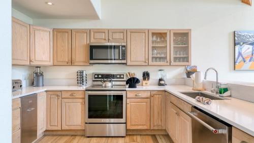 Mountain Village Casa | Emerald Elk at Village Creek by AvantStay Close to Slopes Village w Views