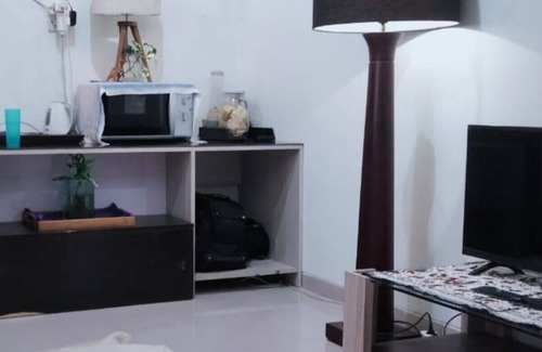 Dinoyo Casa | Emerald Family Guesthouse