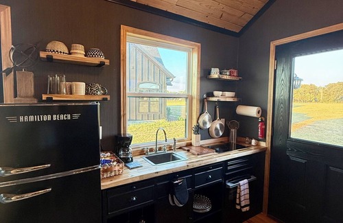Athens Cabaña | Emerald Homestead Cabin located near Lake Athens