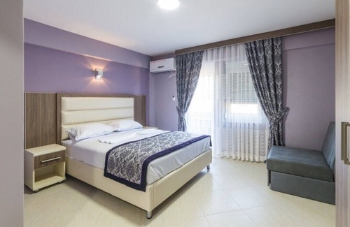 Ulcinj Hotel | EMERALD Hotel