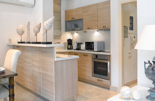 Chalcis Villa | Emerald Villa- The Marble Resort