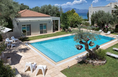 Chalcis Villa | Emerald Villa- The Marble Resort