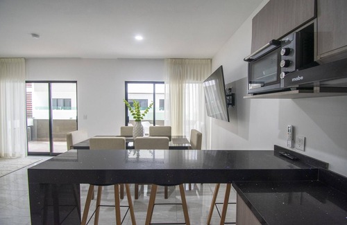 Villa Marina Condominio | Emerald Waves in Marina Cerritos