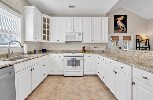 Crystal Shores Casa | Emeraldtide at Crystal Shores