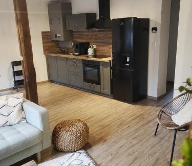 Wissembourg Apartamento | Emile&Jeanne - Centre - 2 chambres - Wifi, Netflix