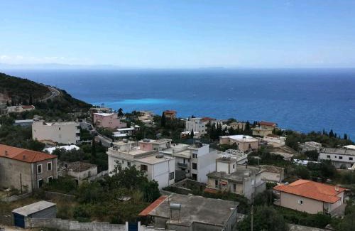 Dhermi Apartamento | Emilios house