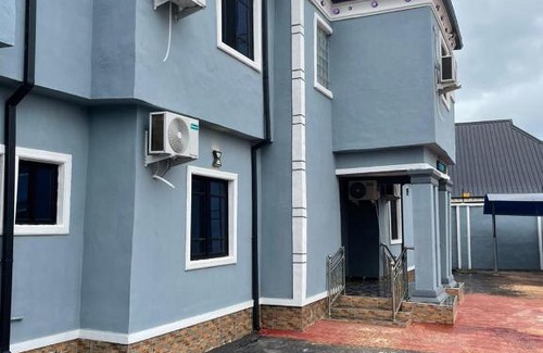 Benin City Hotel | Eminent Inn Hotel and Suites luxury