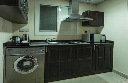 Trade Center Apartamento | Emirates Grand Hotel