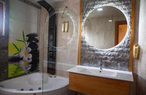 Kadikoy Hotel | Emirtimes Hotel Kadıköy