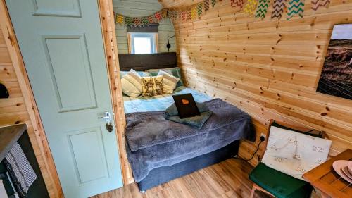 Gwespyr Cabina | Emlyn's Coppice - Luxury Woodland Glamping