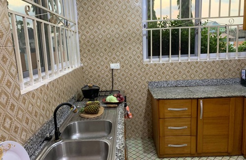 Accra Apartamento | Emmanuel Royal Apartments, Flat 1: Charming 2-bedroom apartment Accra, Ga East