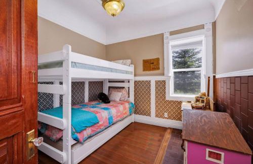 Randolph Casa | Emmas Timeless Treasure Historic Home