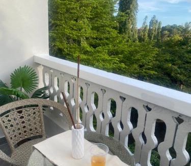 Mtwapa Apartamento | Emoceans - A Coastal Studio Experience in Mtwapa