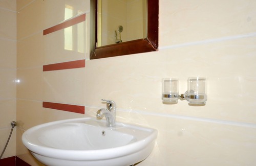 Kireka Hotel | Emperor Hotels